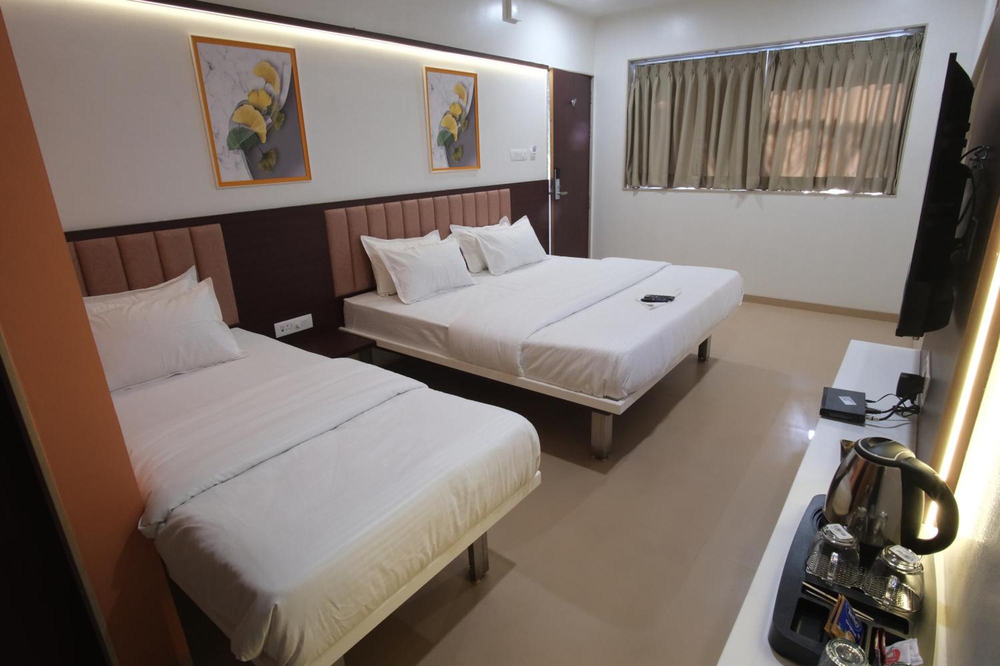 Hotel Haldi ناسيك المظهر الخارجي الصورة