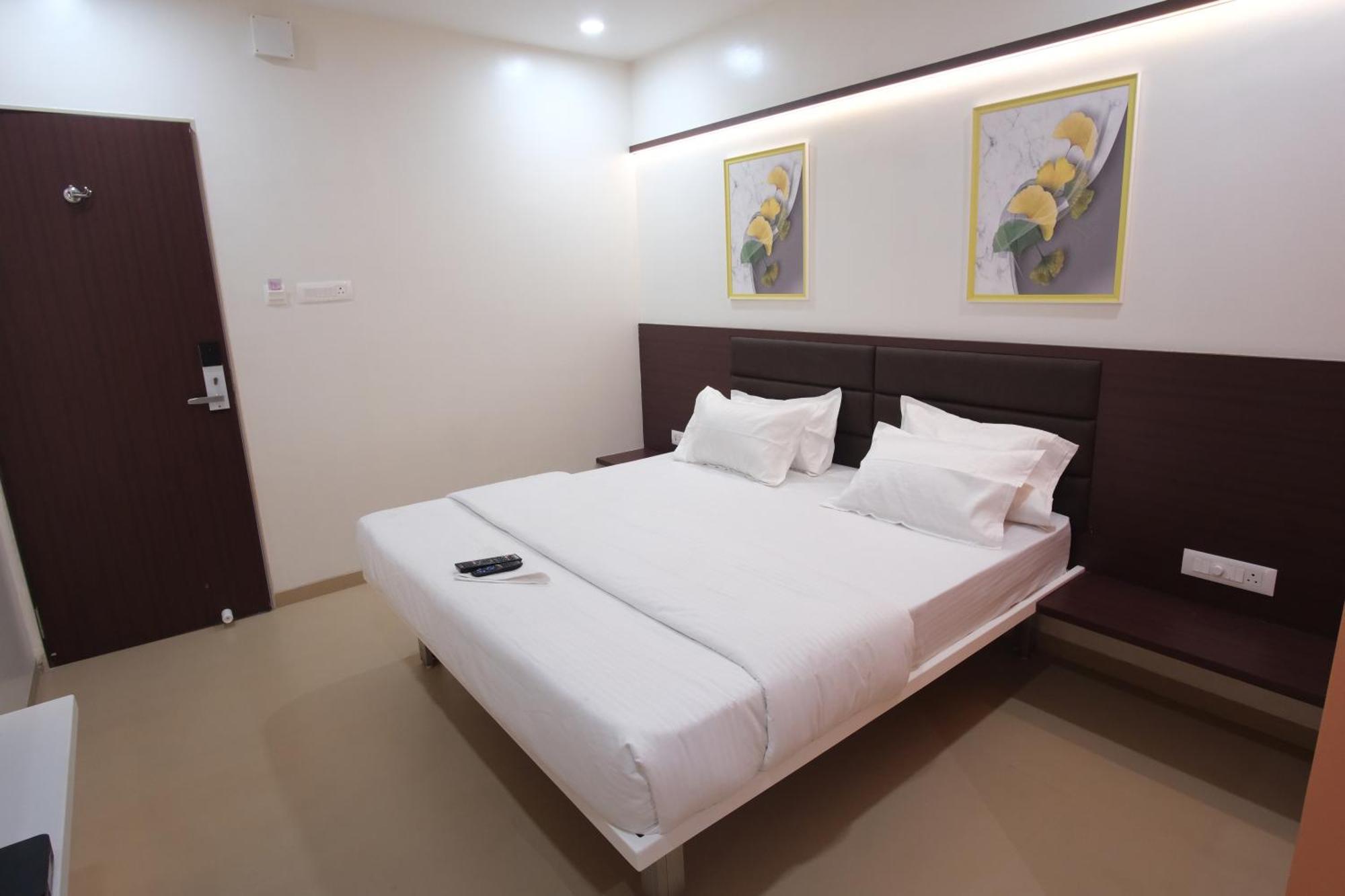 Hotel Haldi ناسيك المظهر الخارجي الصورة